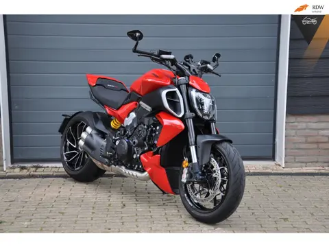 Ducati Diavel V4 Zeer nette motor