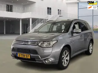 Mitsubishi Outlander 2.0 PHEV Instyle+ AUTOMAAT AIRCO CRUISE