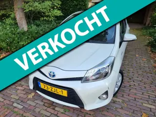 Toyota Yaris 1.5 Full Hybrid Dynamic Pano/Navi/Half leder