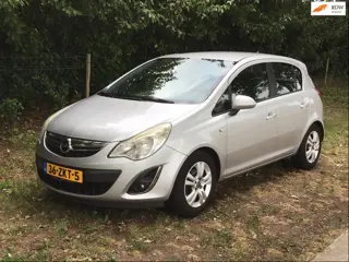 Opel Corsa 1.2-16V Cosmo (meeneemprijs)