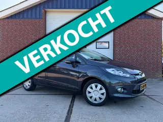 Ford Fiesta 1.25 Titanium Champions League Airco Stoelverwarming Bleutooth