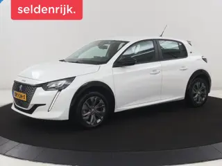 Peugeot e-208 EV Active Pack 50 kWh | SOH 92.1% | Carplay | Climate control | Lichtmetaal 16'' | Cru