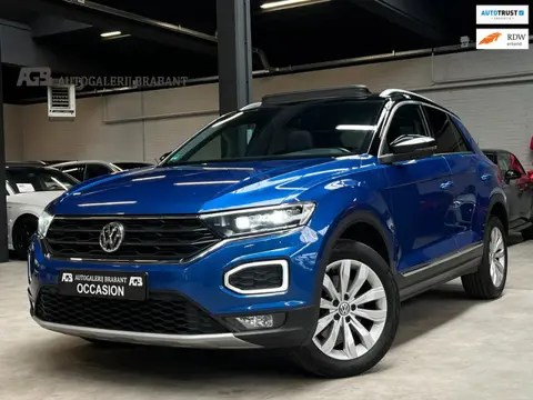 Volkswagen T-Roc 1.5 TSI Sport *Pano/Carplay/Stoelverwarming/Automaat