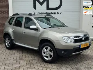 Dacia Duster 1.6 Aniversare 2wd -Cruise-Trekhaak-Leder-Navi