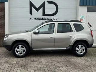 Foto 14 van Dacia Duster 1.6 Aniversare 2wd -Cruise-Trekhaak-Leder-Navi