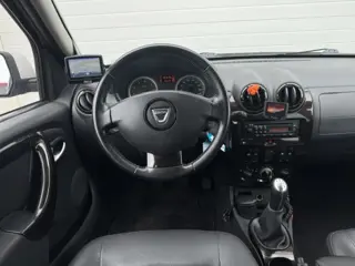 Foto 12 van Dacia Duster 1.6 Aniversare 2wd -Cruise-Trekhaak-Leder-Navi