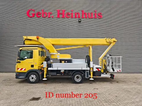 MAN TGL 8.220 4x2 Palfinger P300KS (bj 2014, automaat)