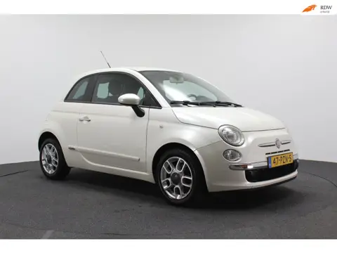 Fiat 500 0.9 TwinAir Sport | Airco | Parelmoer wit | Sportvelgen | Half lederen bekleding