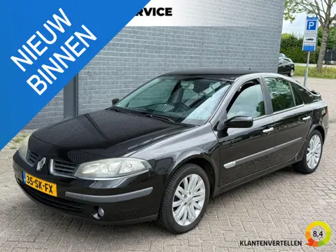 Renault Laguna 1.6-16V Tech Line Uniek! Incl nieuwe APK, beurt en distributie