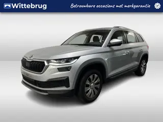 Škoda Kodiaq 1.5 TSI Ambition Tour / AUTOMAAT/ PANO/ TREKHAAK/ PARK.SENSOREN V+A/ CAMERA/ ACC/ SMART