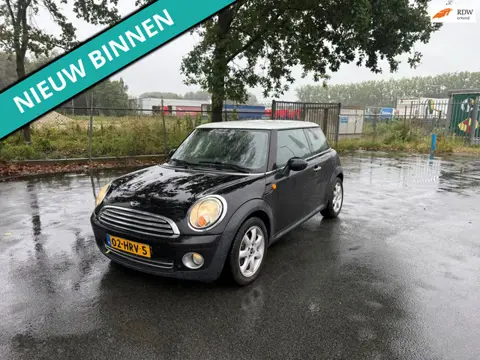 Mini 3-Deurs 1.6 Cooper LEUKE AUTO RIJDT EN SCHAKELT GOED