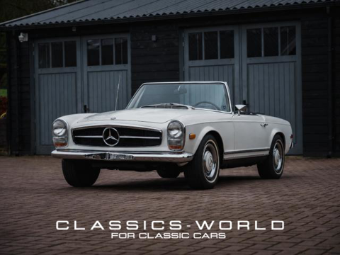 MERCEDES-BENZ SL 250 pagode