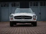 Foto 26 van MERCEDES-BENZ SL 250 pagode