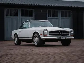 Foto 18 van MERCEDES-BENZ SL 250 pagode