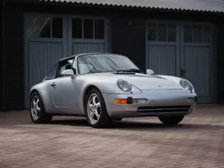 Foto 15 van PORSCHE 993 Carrera 4 - 3.6 Cabrio - Polar Silver Metallic - Tiptronic