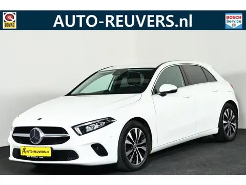 Mercedes-Benz A-Klasse 220 4MATIC Premium / LED / Navi / Camera / LMV