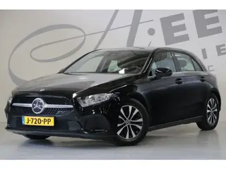 Mercedes-Benz A-klasse 200/ Apple carplay/ Trekhaak/ DAB/ Achteruitrijcamera