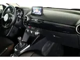 Foto 27 van Mazda 2 1.5 Skyactiv-G Comfort / CarPlay / Clima / Cruisecontrol / Camera