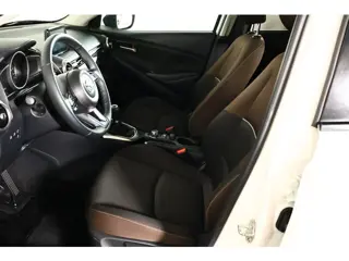 Foto 20 van Mazda 2 1.5 Skyactiv-G Comfort / CarPlay / Clima / Cruisecontrol / Camera