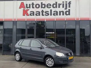 Volkswagen Polo 1.4-16V Comfortline - Airco - Trekhaak - Elek ramen