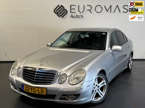 Mercedes-Benz E-klasse 280 Avantgarde Automaat Airco Trekhaak Nieuwe Apk