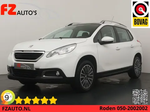 Peugeot 2008 1.2 PureTech Active Automaat - Navigatie - Glazen Panoramadak - Trekhaak
