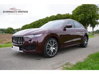 Maserati Levante 3.0 V6 S AWD / Zegna Edition ! / BTW / Luchtvering / B&W Audio / Trekhaak /