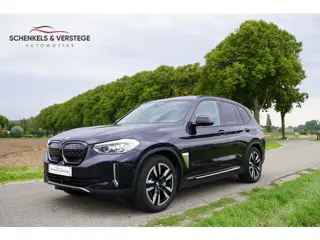 BMW iX3 Executive 80 kWh / SOH 92.3 / Pano / Trekhaak / Co Pilot /