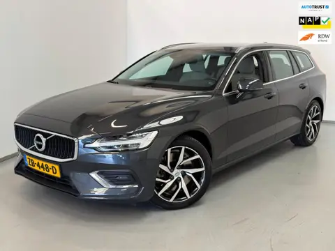 Volvo V60 2.0 T5 Momentum / NL-auto / Leder / CarPlay / Trekhaak