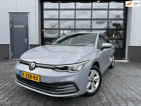 Volkswagen Golf 1.5 TSI 4 cilinder. Nieuwstaat