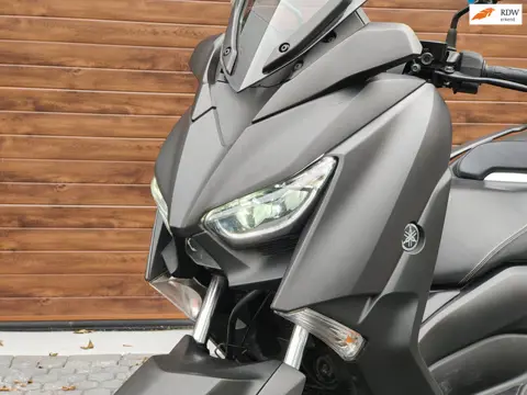Yamaha Scooter XMAX 300 ABS
