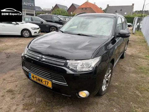 Mitsubishi Outlander 2.0 PHEV Intense + (bj 2013)