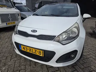 Kia Rio 1.2 CVVT Super Pack Bj.2012 Sportuitvoering *Let op moter loopt niet*