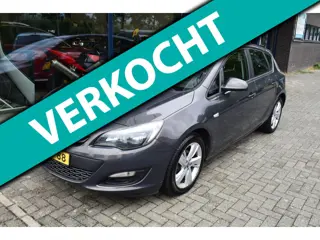 Opel Astra 1.4 Turbo Berlin // Airco, parkeersensoren, lichtmetalen velgen