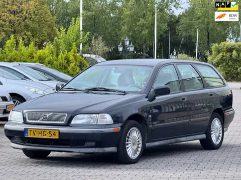 Volvo V40 1.8 Exclusive | Automaat | APK 26-09-2027 | stoelverwarming | Airco | elektrische ramen en