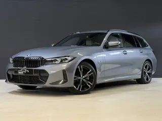 BMW 3 Serie Touring 330e | M-Sport | Facelift | Lederen sportstoelen | Harman/Kardon | Sfeerverlicht