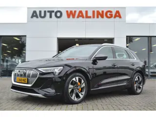 Audi e-tron 55 quattro S-Line 95 kWh Panoramdak | Trekhaak | Stoelen v el geheug. | Achteruitrijcame