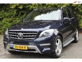 Mercedes-Benz ML 350 BLUETEC 4MATIC 259PK Automaat Grijs Kenteken Panoramadak| Trekhaak | Parkeercam