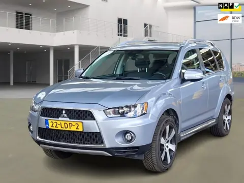 Mitsubishi Outlander 2.0 Intro Edition AUTOMAAT AIRCO CRUISE