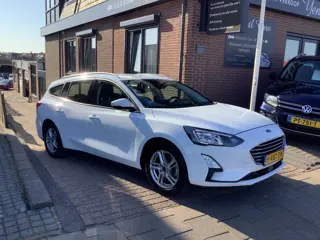 Ford Focus Wagon 1.0 EcoBoost Trend Edition Business