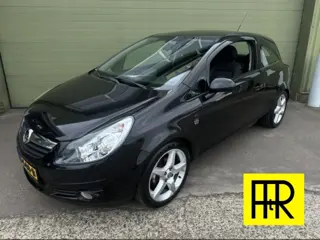 OPEL CORSA 1.4 - 16V Sport 