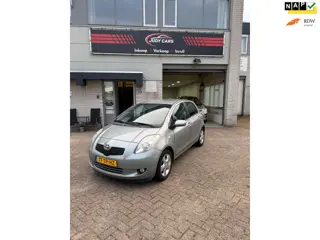 Toyota Yaris 1.3 VVTi Luna MMT