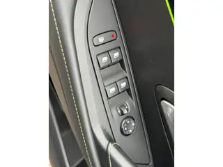 Foto 13 van Peugeot 208 1.2 PureTech GT-Line Airco Cruise Navi Lmv A.Camera