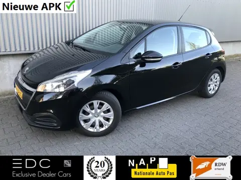 Peugeot 208 1.2 Automaat - V E R K O C H T (bj 2016)