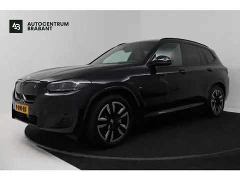 BMW iX3 Executive 80 kWh (TREKHAAK, 98,9% SOH, PANORAMADAK, STOELVERWARMING, SFEERVERLICHTING, CAMER