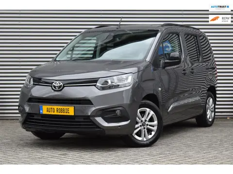 Toyota PROACE CITY VERSO 1.2 Turbo 110-PK, Airco, Cruise, Camera, Winterpack, Trekhaak.