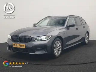 BMW 3 Serie Touring 330e PHEV 293pk Dealer O.H. | Cruise Control | Camera | Stoelverwarming | Carpla