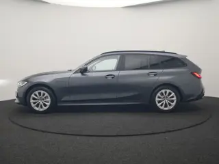 Foto 12 van BMW 3 Serie Touring 330e PHEV 293pk Dealer O.H. | Cruise Control | Camera | Stoelverwarming | Carpla
