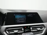 Foto 29 van BMW 3 Serie Touring 330e PHEV 293pk Dealer O.H. | Cruise Control | Camera | Stoelverwarming | Carpla