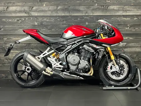 Triumph SPEED TRIPLE 1200 RR - 45716391